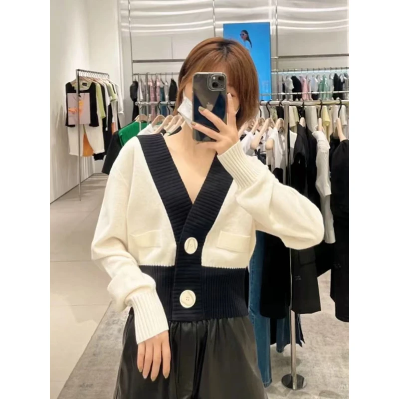 2303 秋季新款撞色V领针织开衫小香风两粒扣毛衣外套