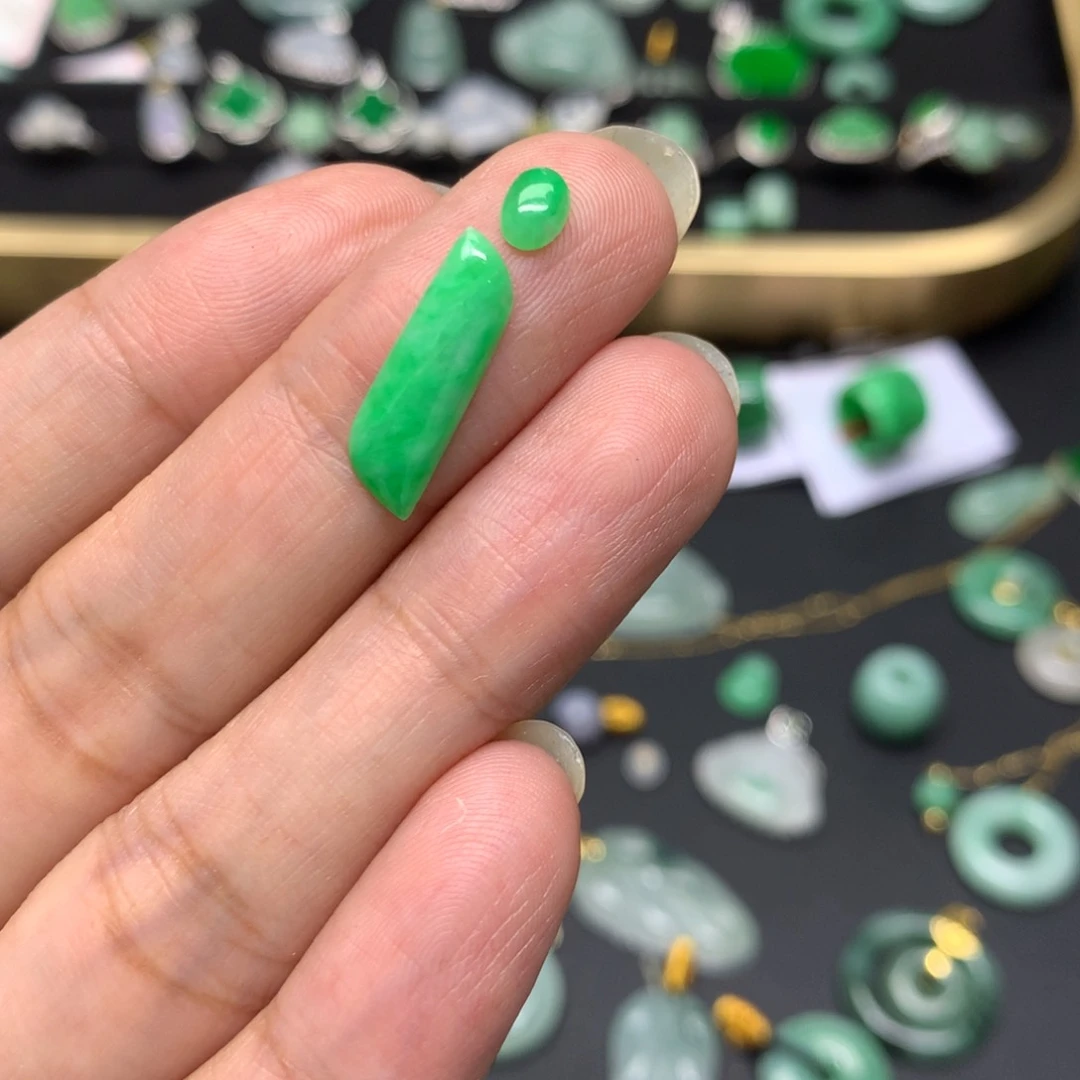 吊坠(不含链)未镶嵌翡翠有纹裂