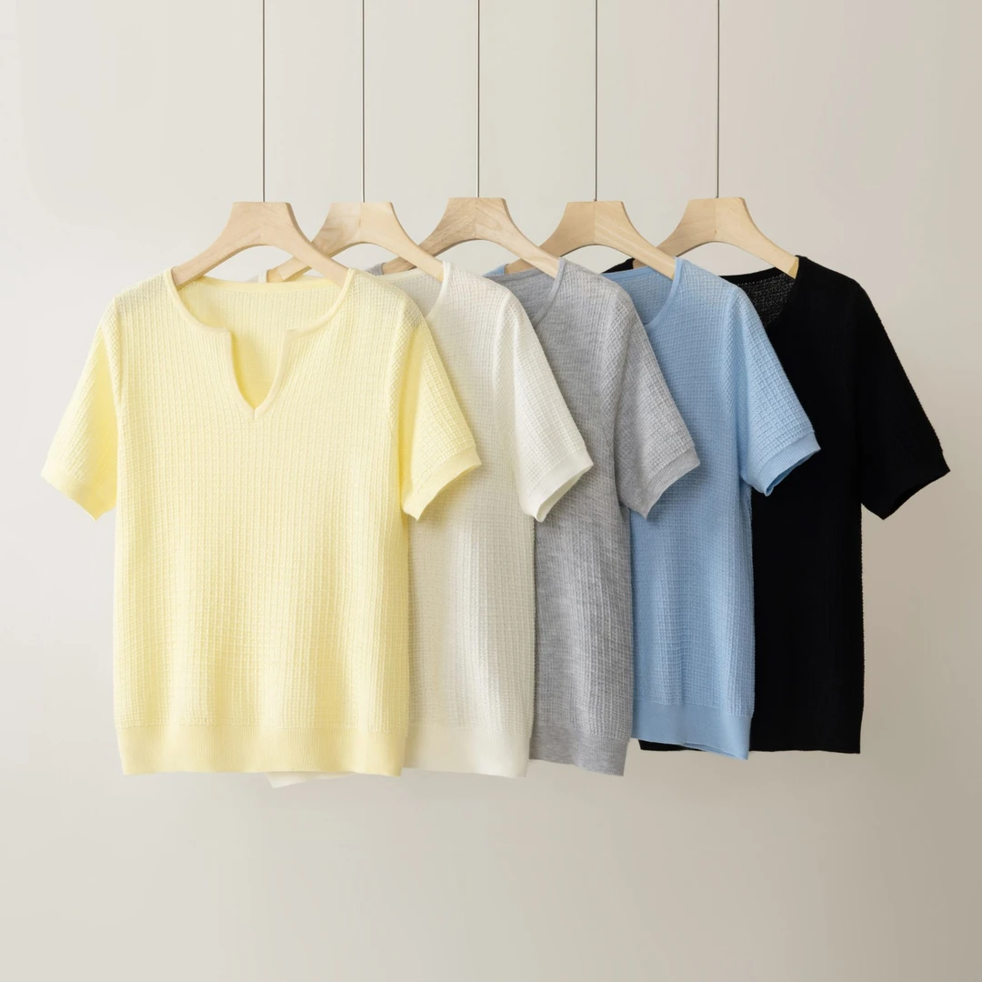 肌理感V领短款冰丝针织上衣女夏季新款洋气时尚百搭纯色正肩t恤衫