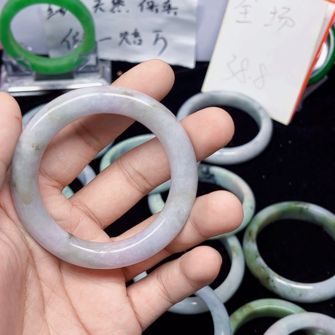 枝***生翡翠未镶嵌手镯天然缅甸翡翠手镯