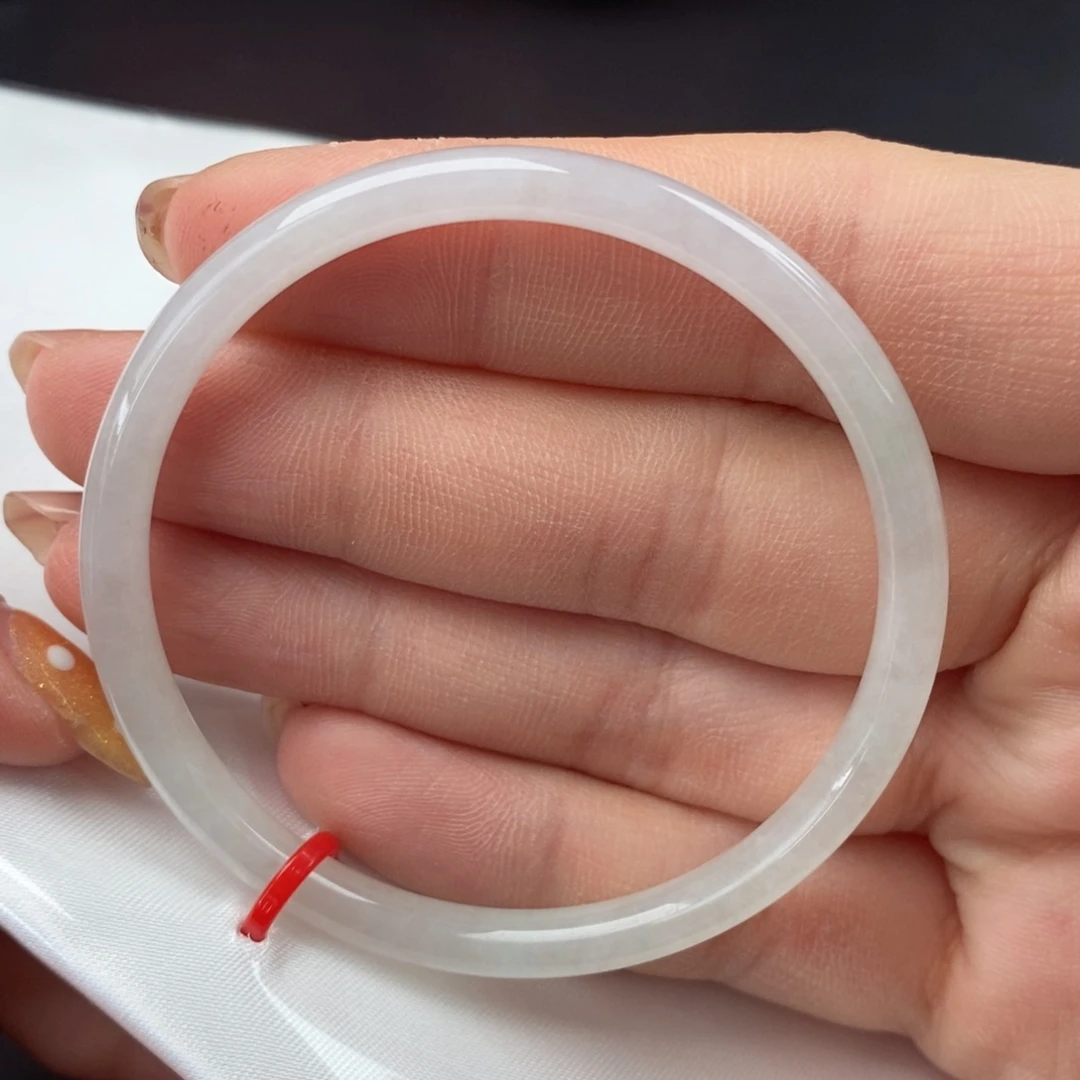 翡翠手镯未镶嵌51圆条