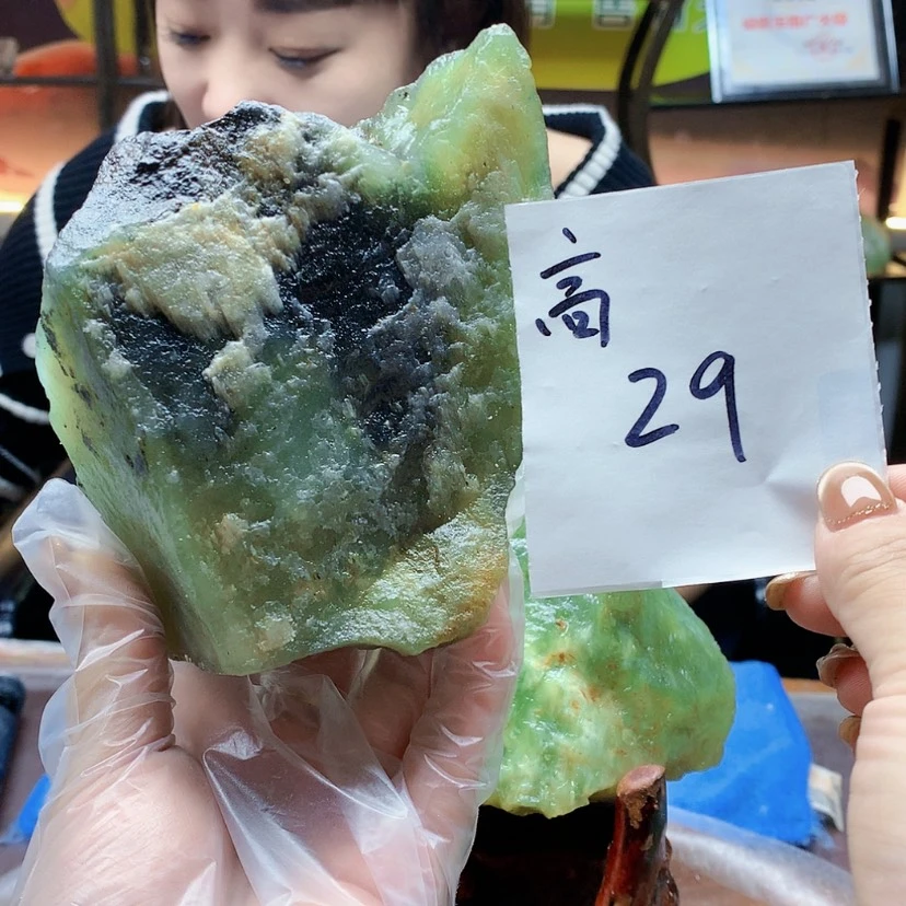 【闪购商品】未镶嵌蛇纹石玉原石