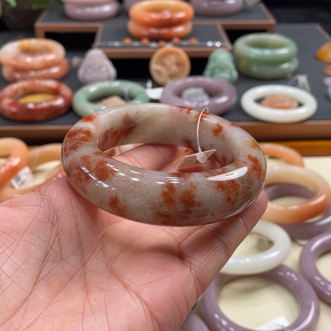 石英岩玉手镯未镶嵌兰*宸