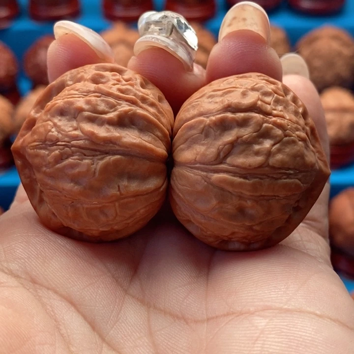 文玩核桃把件新品官帽