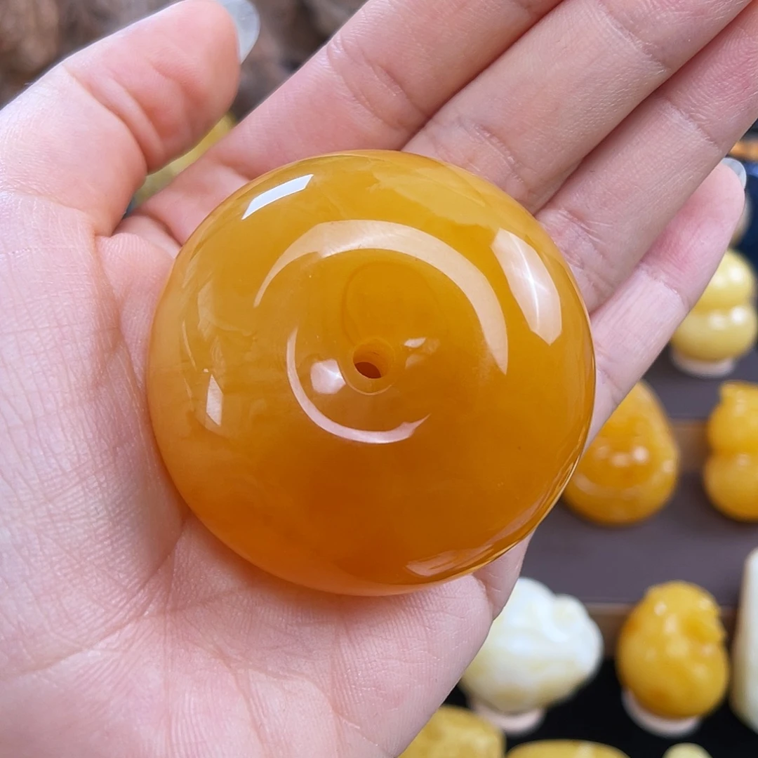 琥珀未镶嵌珠宝奇石