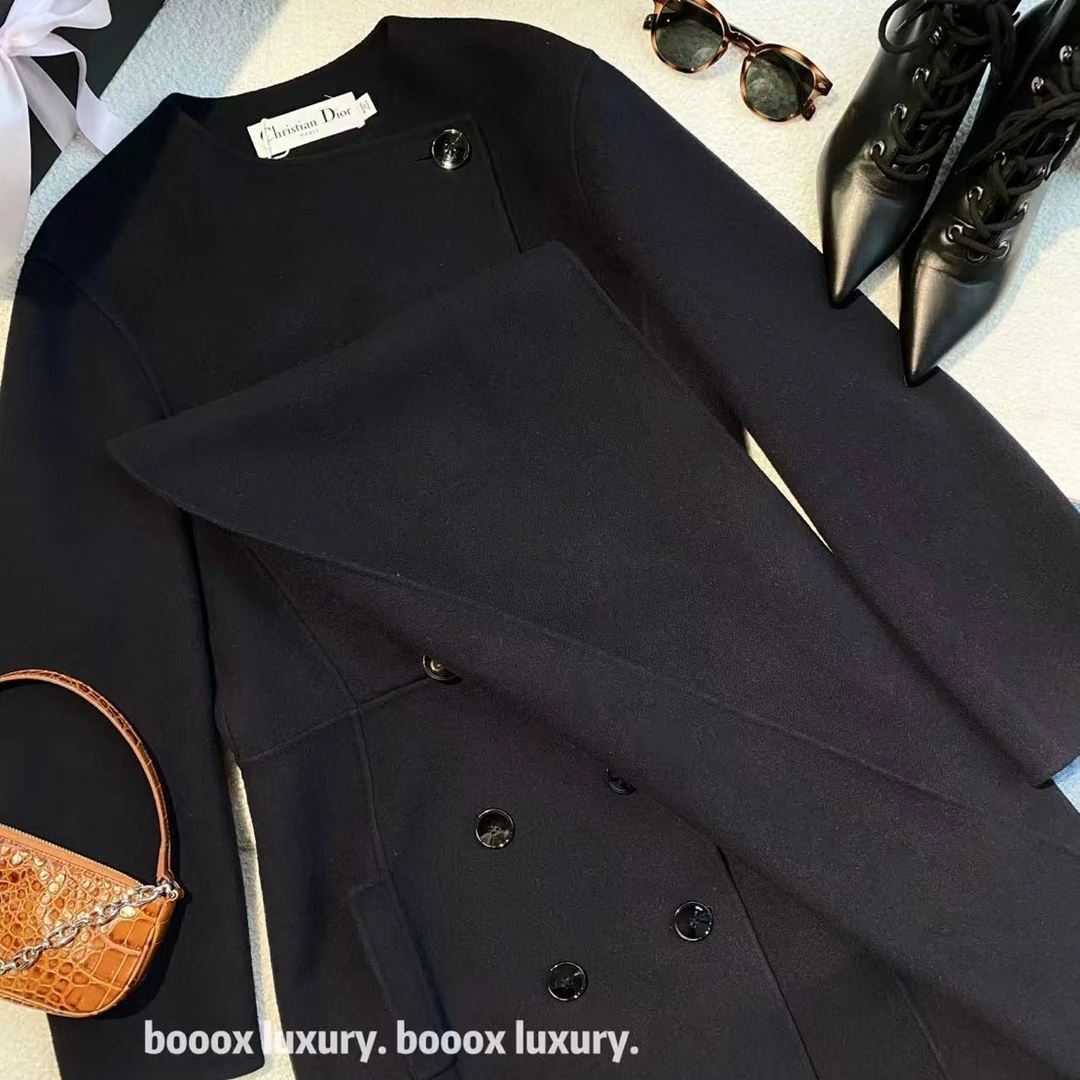 95新 DIOR/迪奥 rr3681 羊绒 双排扣秀款羊绒大衣 38码