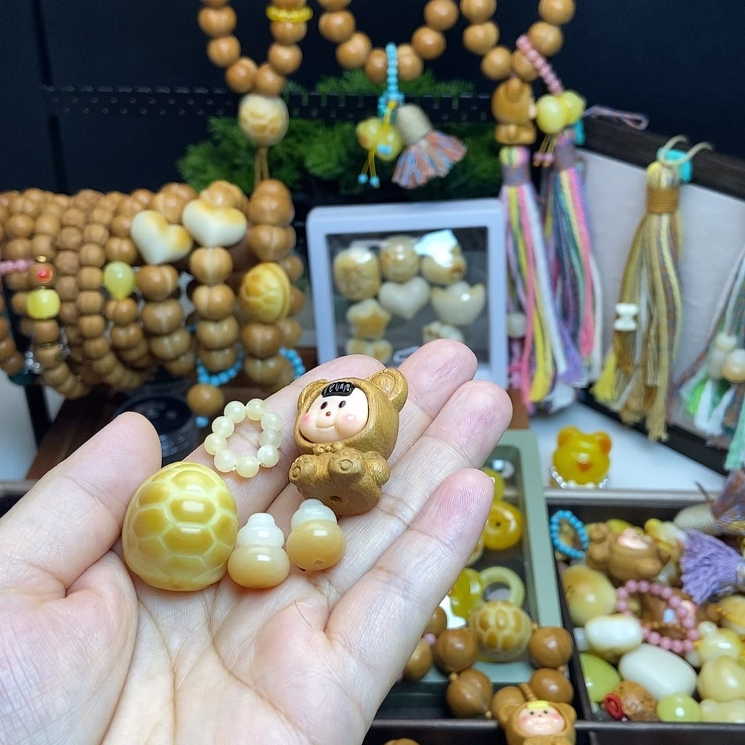 卖***孩吊坠猴头核桃猴头手串配饰5个不退换