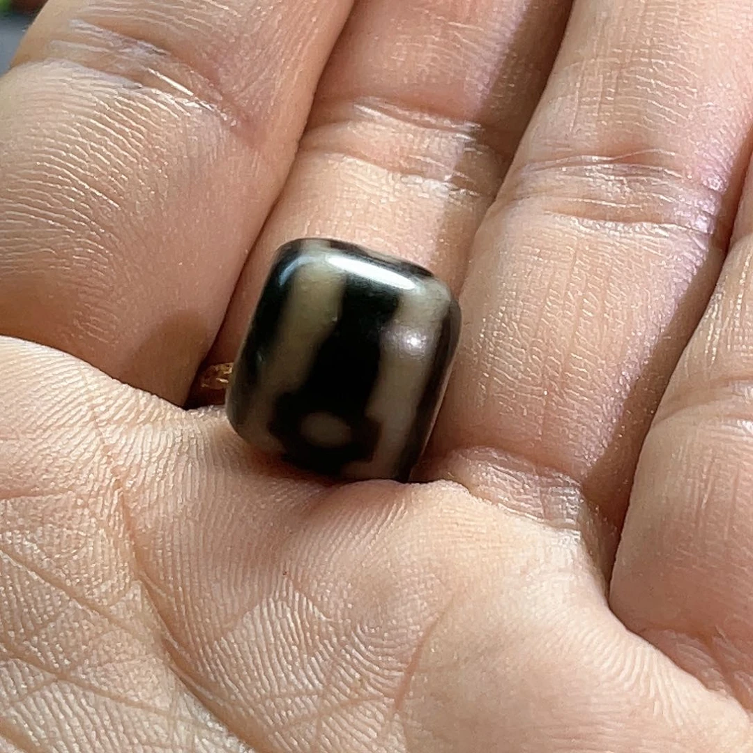 玛瑙/玉髓颈饰未镶嵌吕*