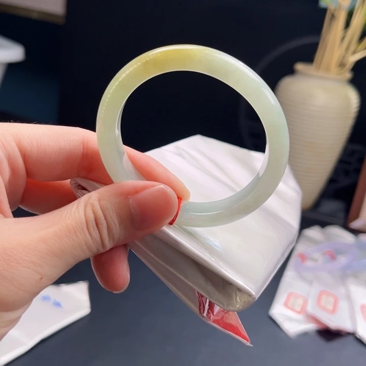 未镶嵌手镯翡翠12号52贵妃柠檬黄加绿