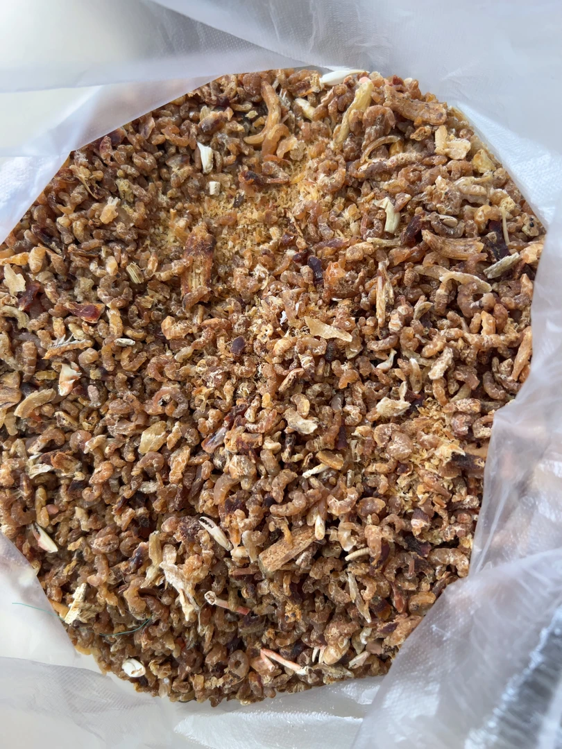 虾糠虾碎虾皮虾头喂鸡鸭鹅高钙虾粒大颗粒
