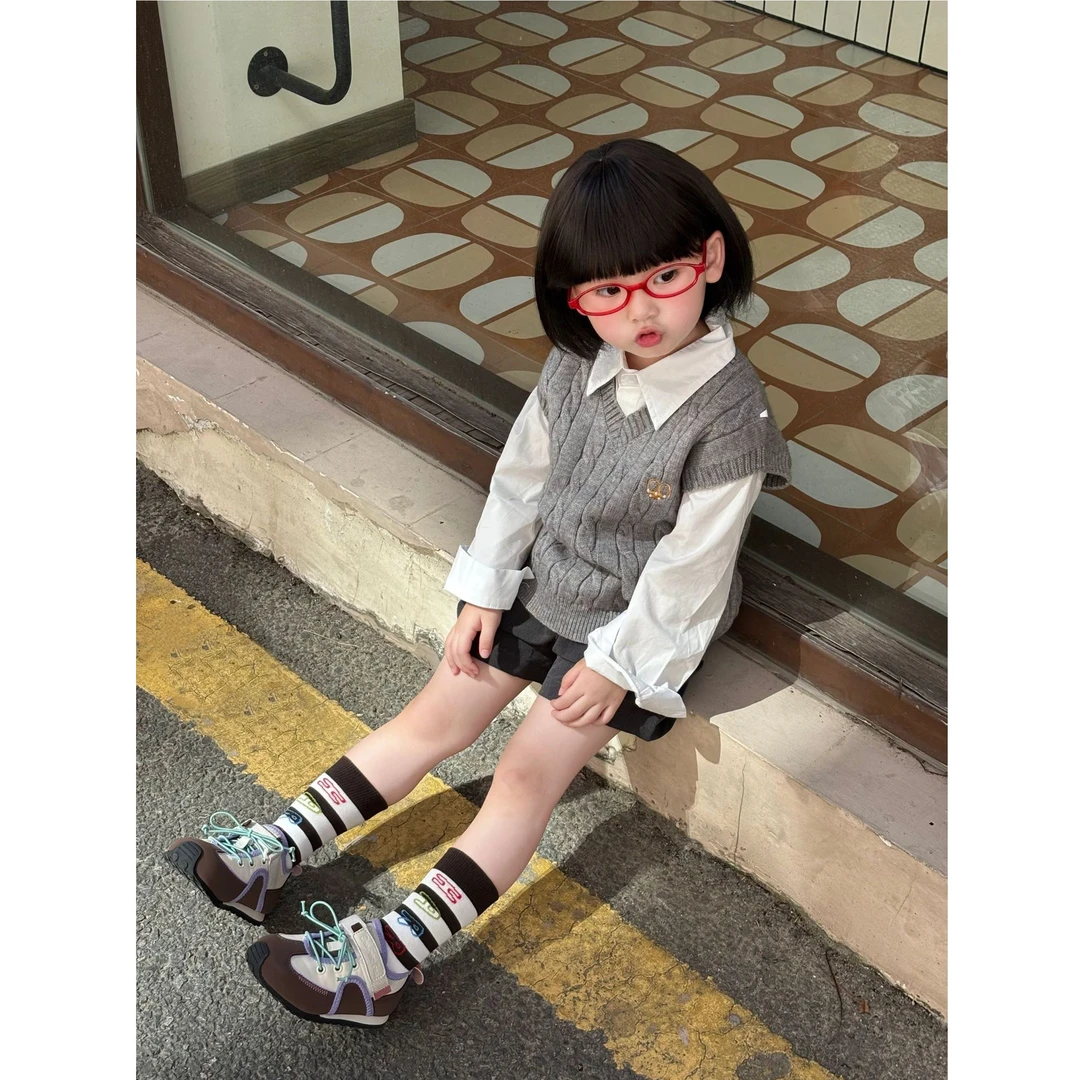 壹妈韩版童装女童学院风套装洋气秋装儿童针织马甲背心衬衫短裤潮