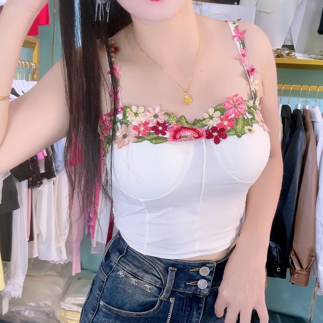 辣妹花朵刺绣性感短款吊带背心女夏季绝美别致上衣