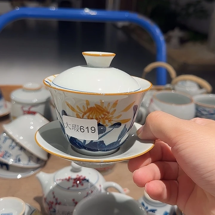 釉下手绘茶具微瑕