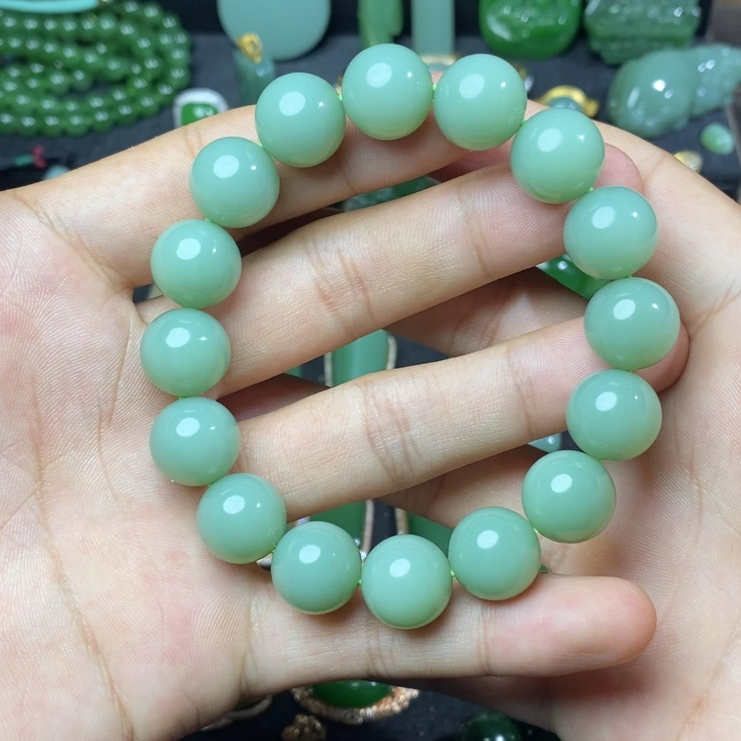 吊坠(不含链)未镶嵌和田玉（碧玉）