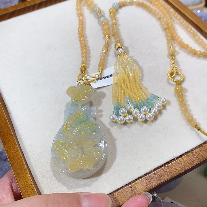 翡翠未镶嵌颈饰翡翠吊坠