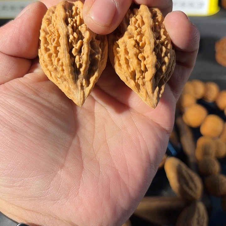 爱***乐把件桃核秋鸡心（福利特价138）