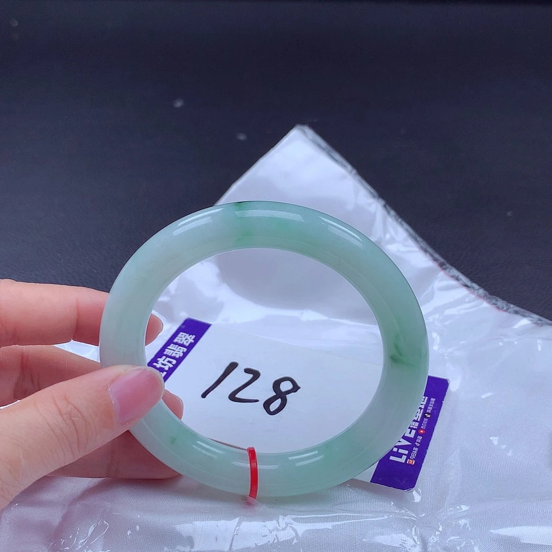 翡翠手镯未镶嵌手镯001374