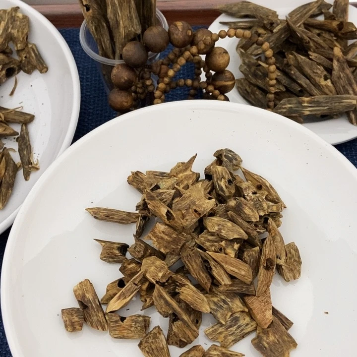 沉香碎屑沉香沉香块料