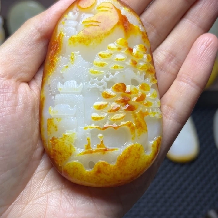 和田玉未镶嵌颈饰