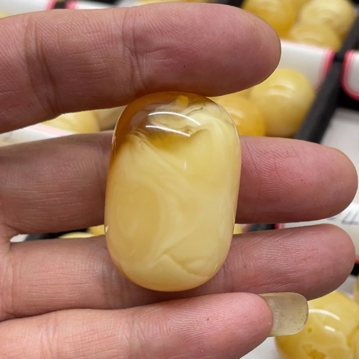 未镶嵌琥珀裸石桶珠