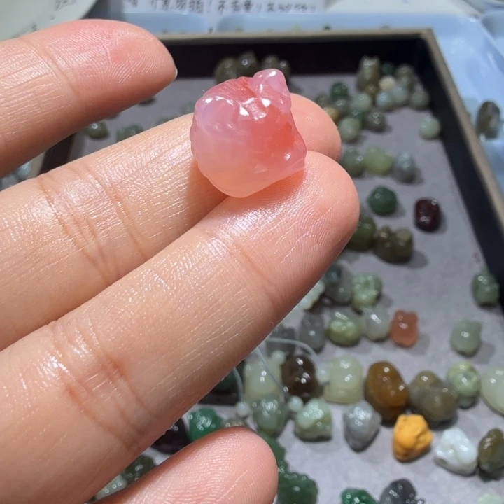 和田玉未镶嵌珠宝奇石