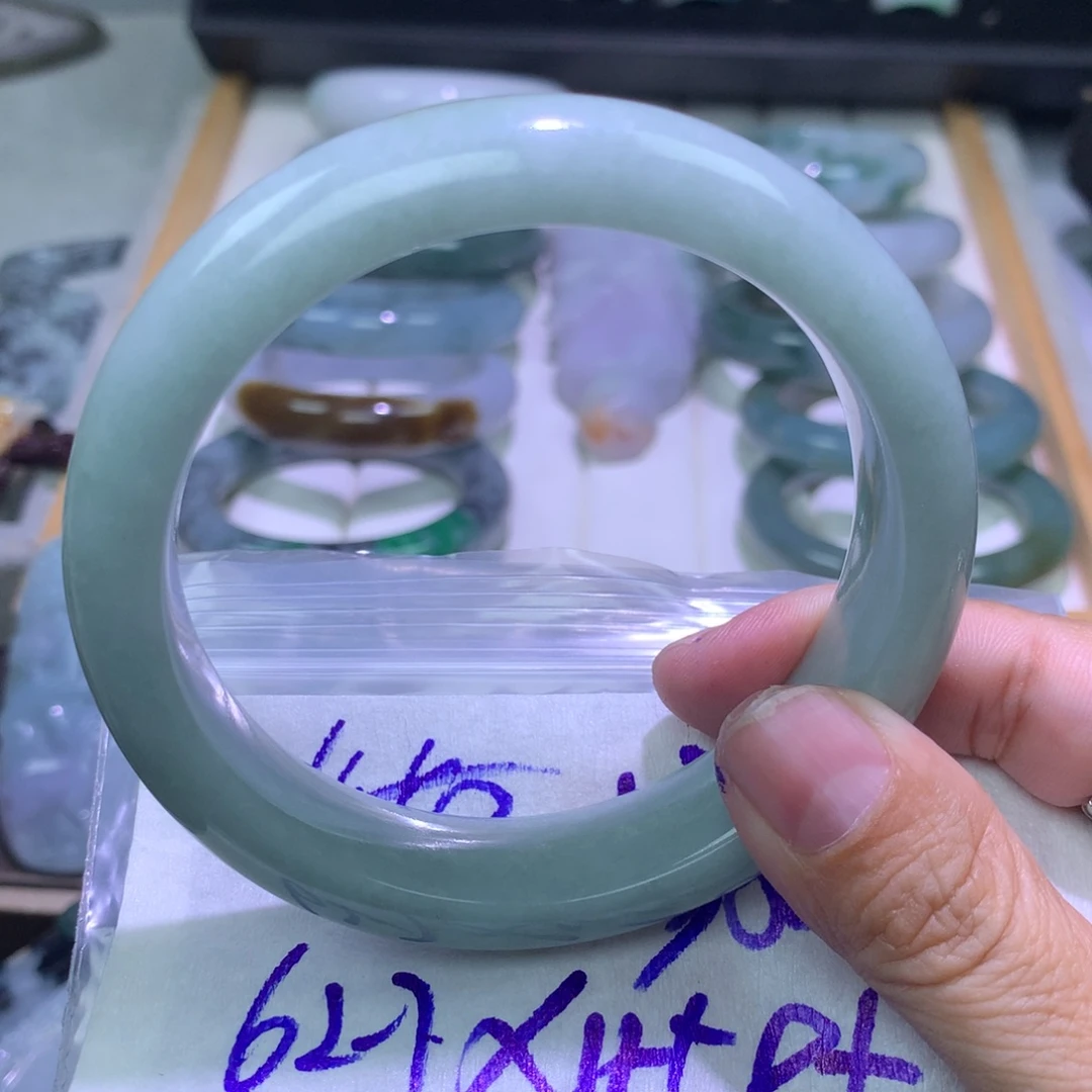 一***！未镶嵌定制翡翠手镯62