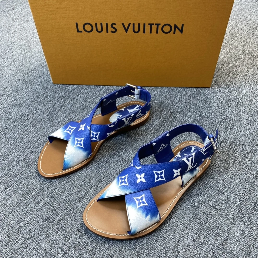 未使用 LouisVuitton/路易威登 女士蓝色渐变休闲老花凉鞋115230