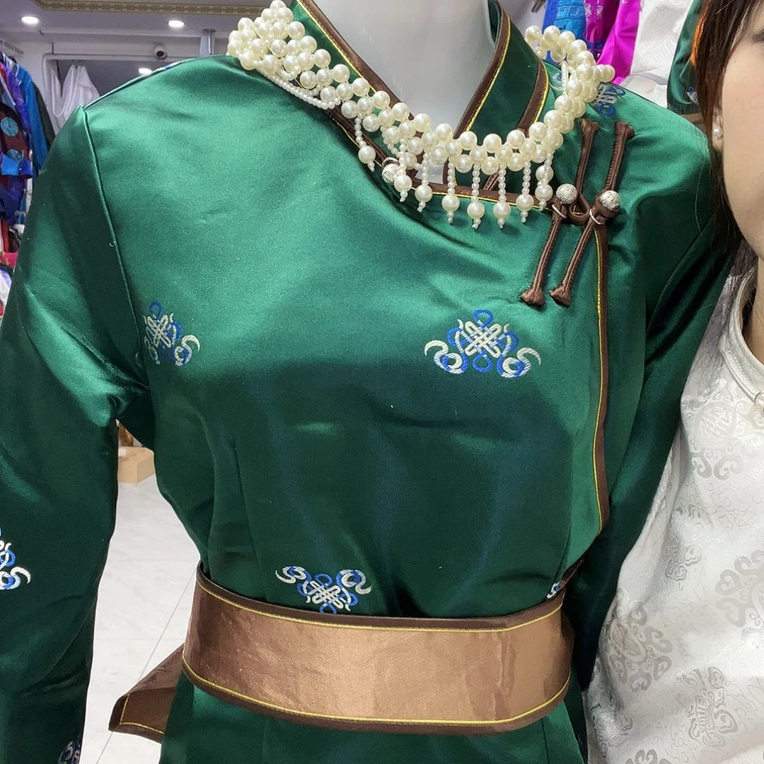 闪电购绿色袍子送头饰