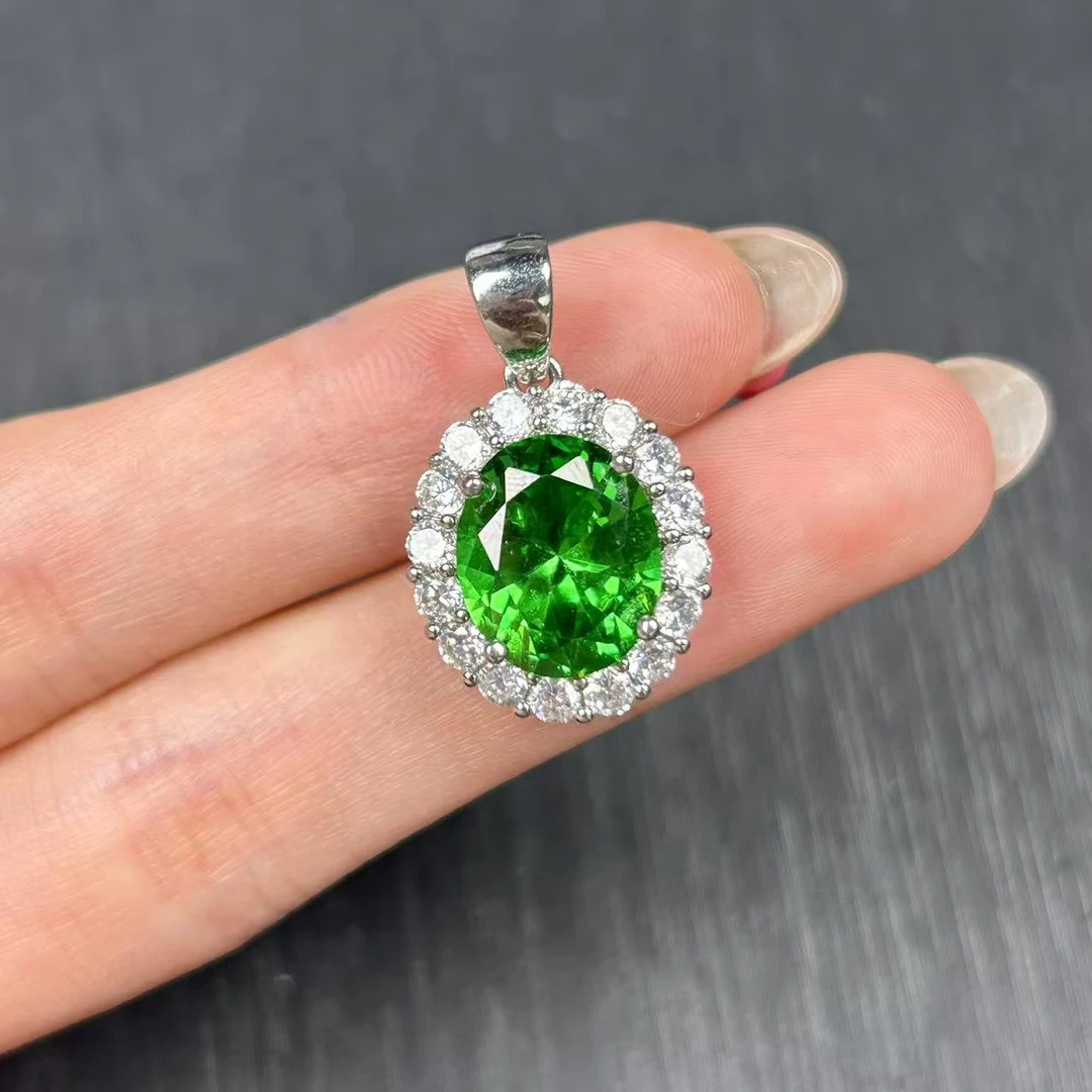 阿鲁沙-典藏轻奢艳绿宝-精工合金培育吊坠配链526