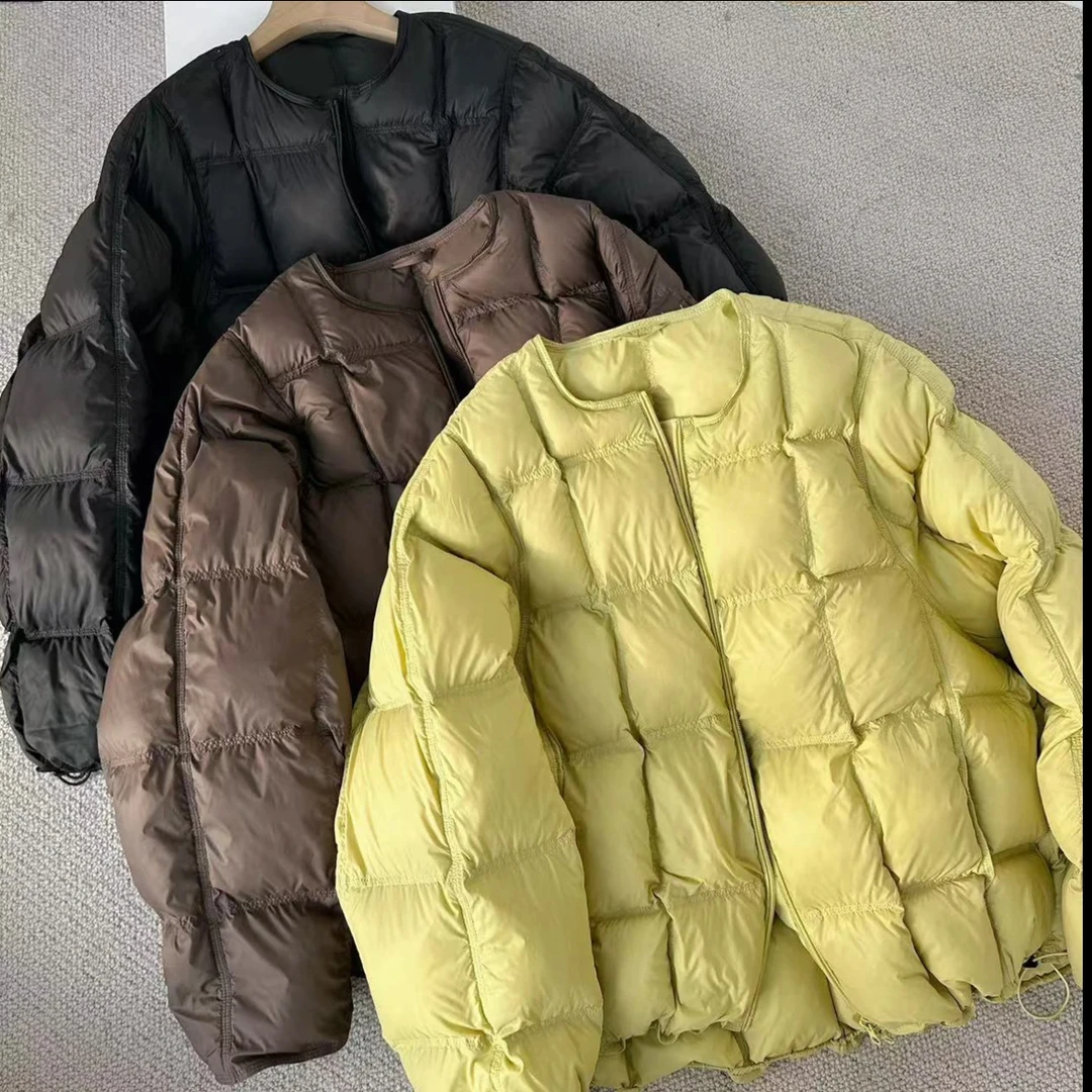 新款简约洋气保暖羽绒服