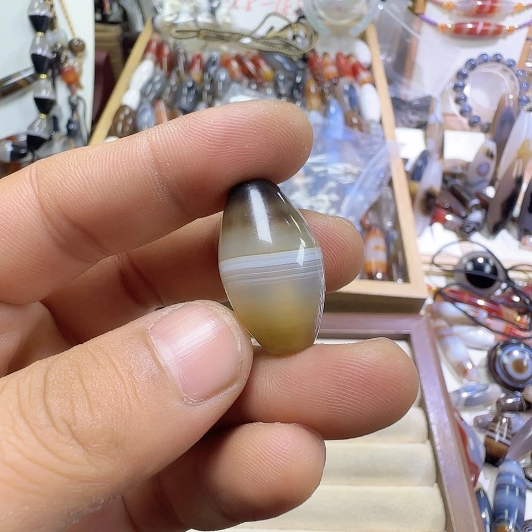 玛瑙/玉髓颈饰未镶嵌B****.