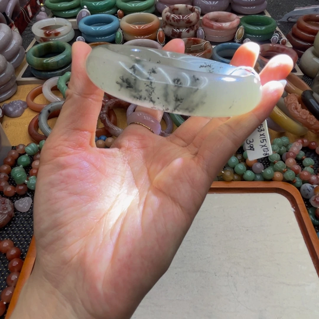 石英岩玉未镶嵌圈口58