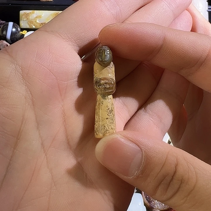 和田玉（糖玉）未镶嵌颈饰