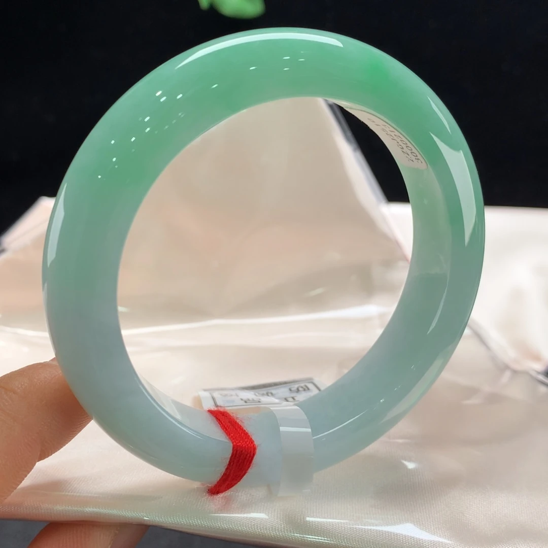 翡翠未镶嵌手镯0213