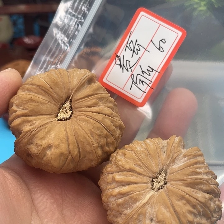 文玩核桃把件贵*南瓜