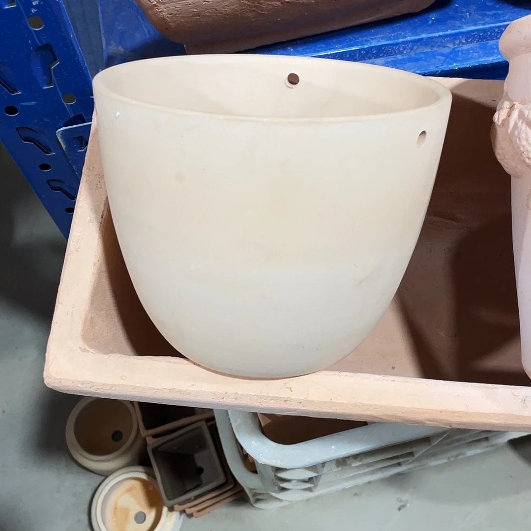 口18×15          白陶无孔吊兰花盆一个