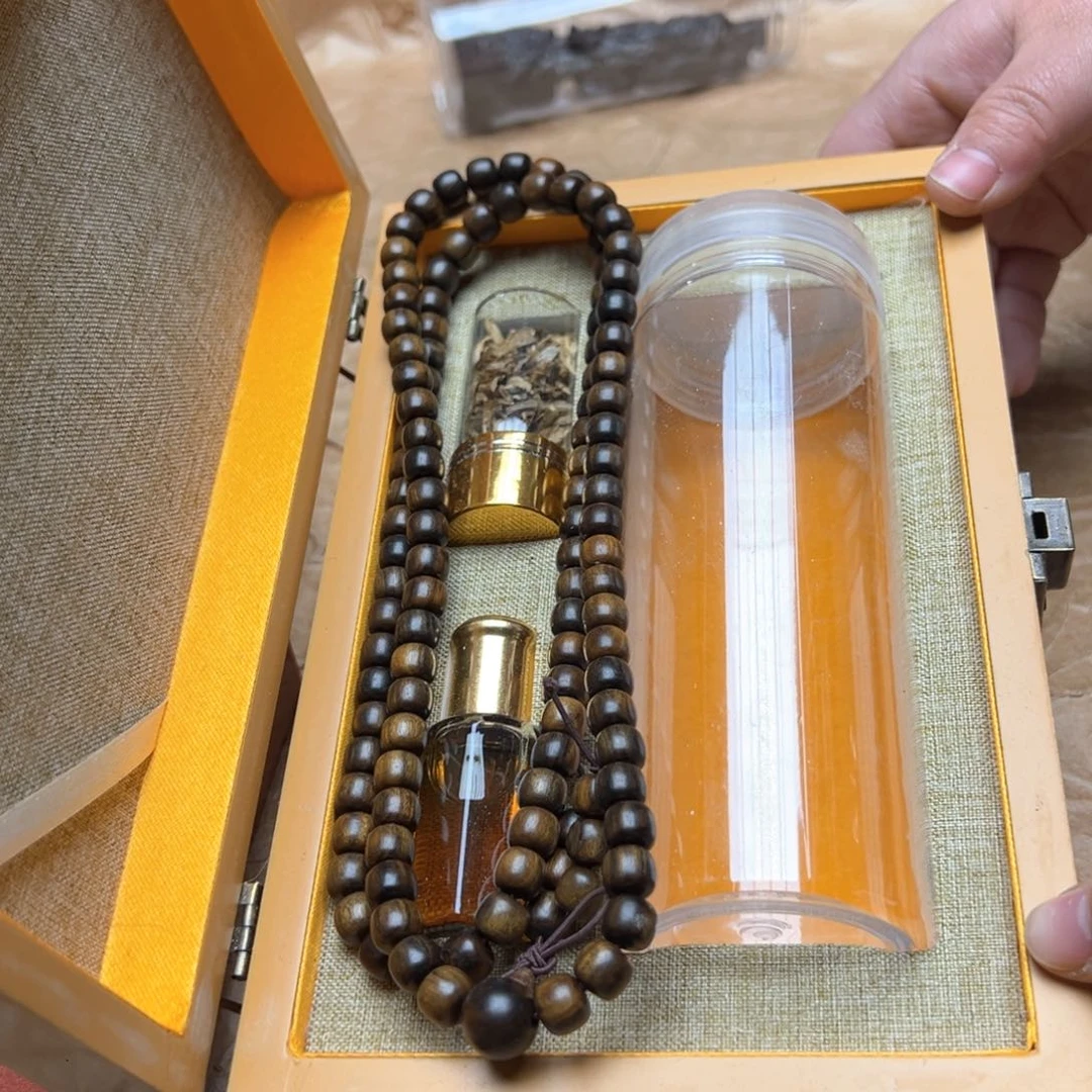 大叶紫檀（黑酸枝木类）