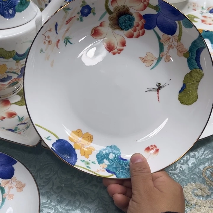 骨瓷荷塘八寸深盘四个