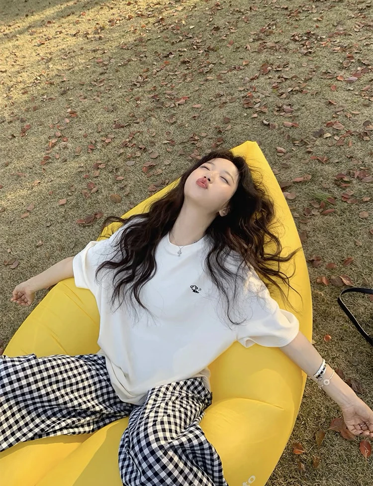 MEET 福秒（9MER181802#)打破纯色单调 简约百搭小狗绣花T恤9-613