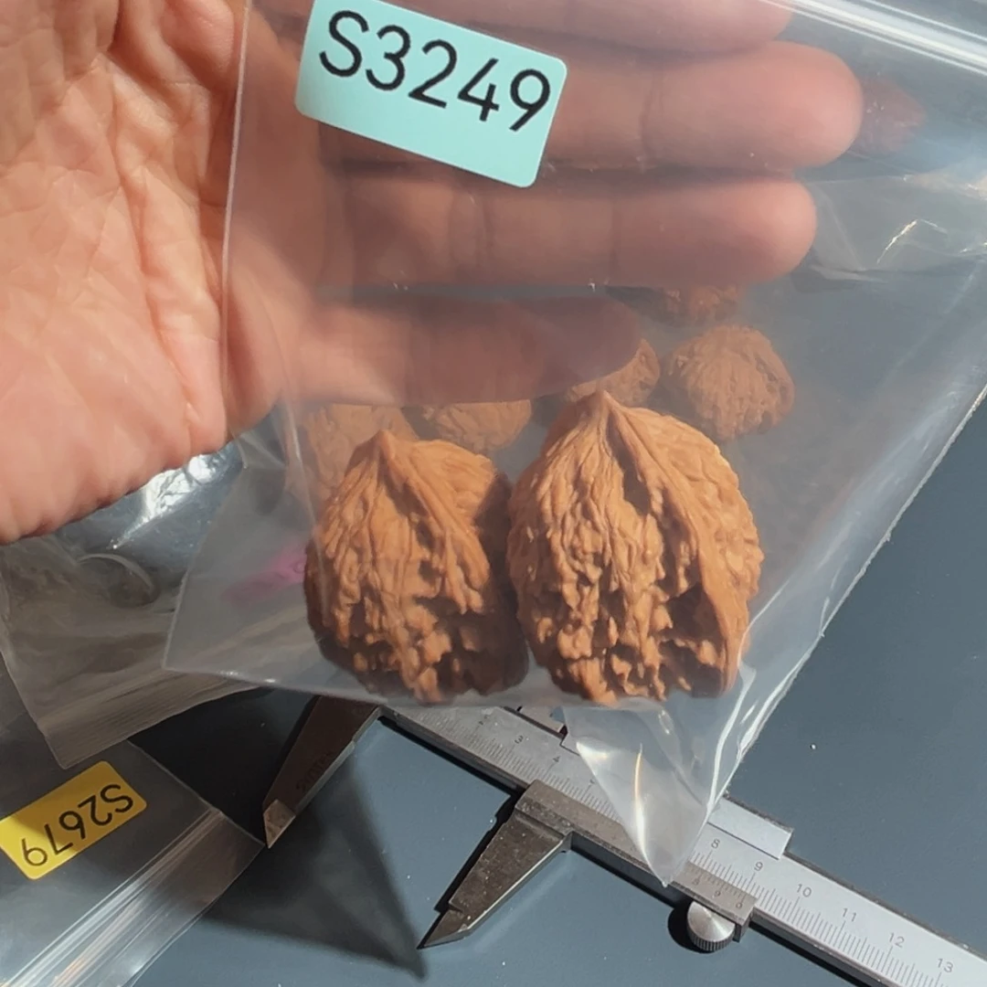福***哥文玩核桃把件鸡心
