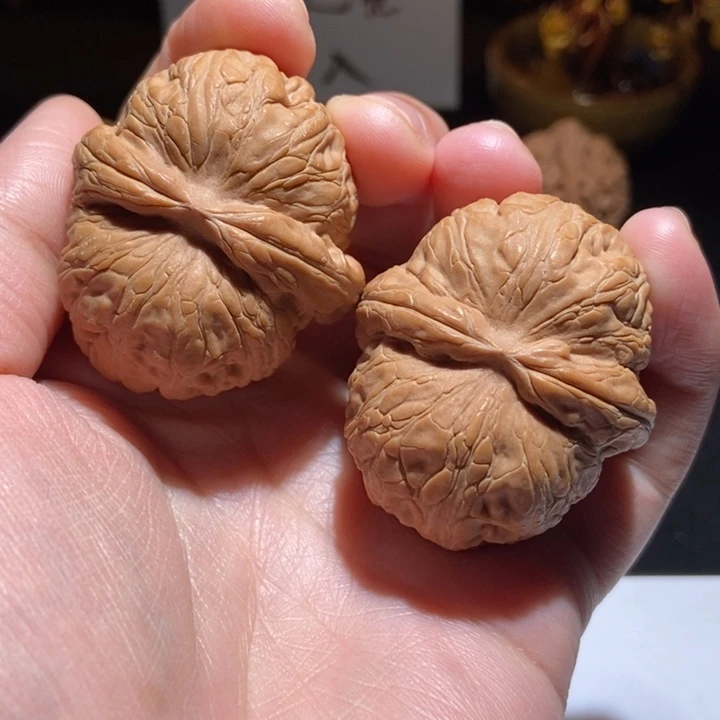 吊坠文玩核桃42元宝