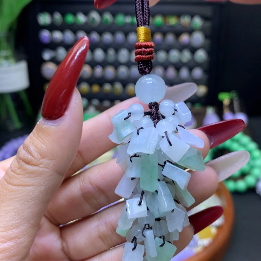 翡翠颈饰未镶嵌天然