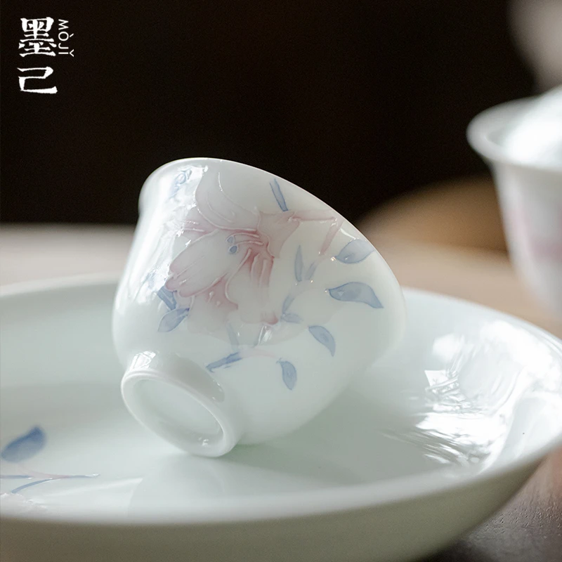 墨己 玉泥-有田烧百合-福灵茶杯