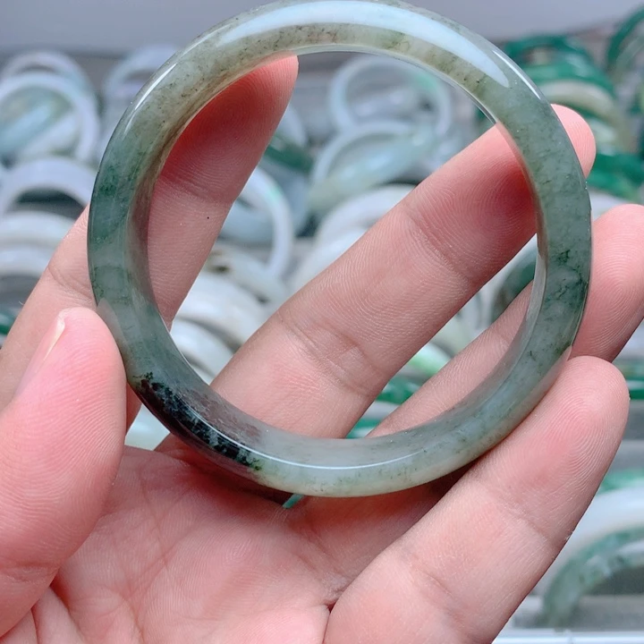 独山玉未镶嵌手镯57