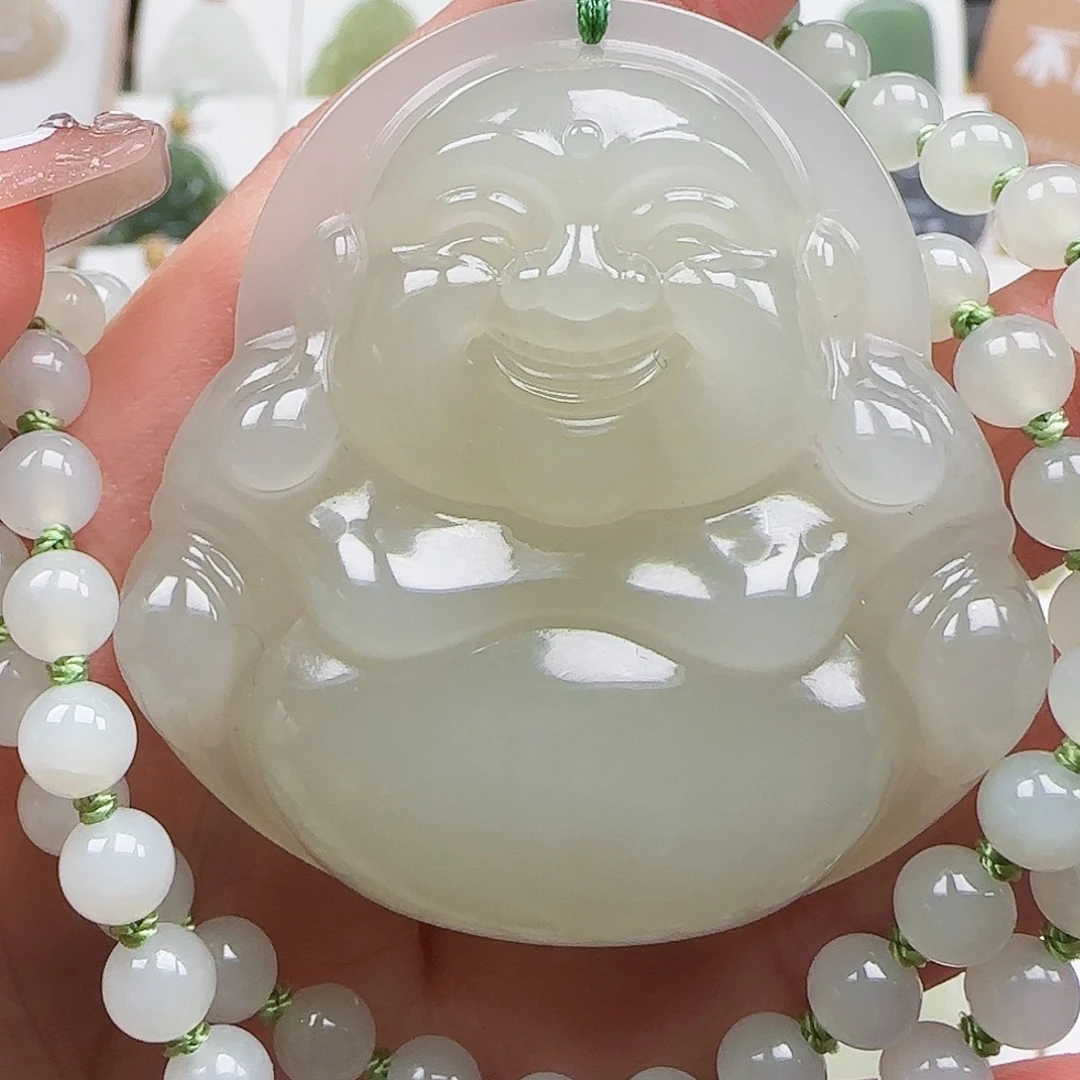 和田玉足金镶嵌颈饰50