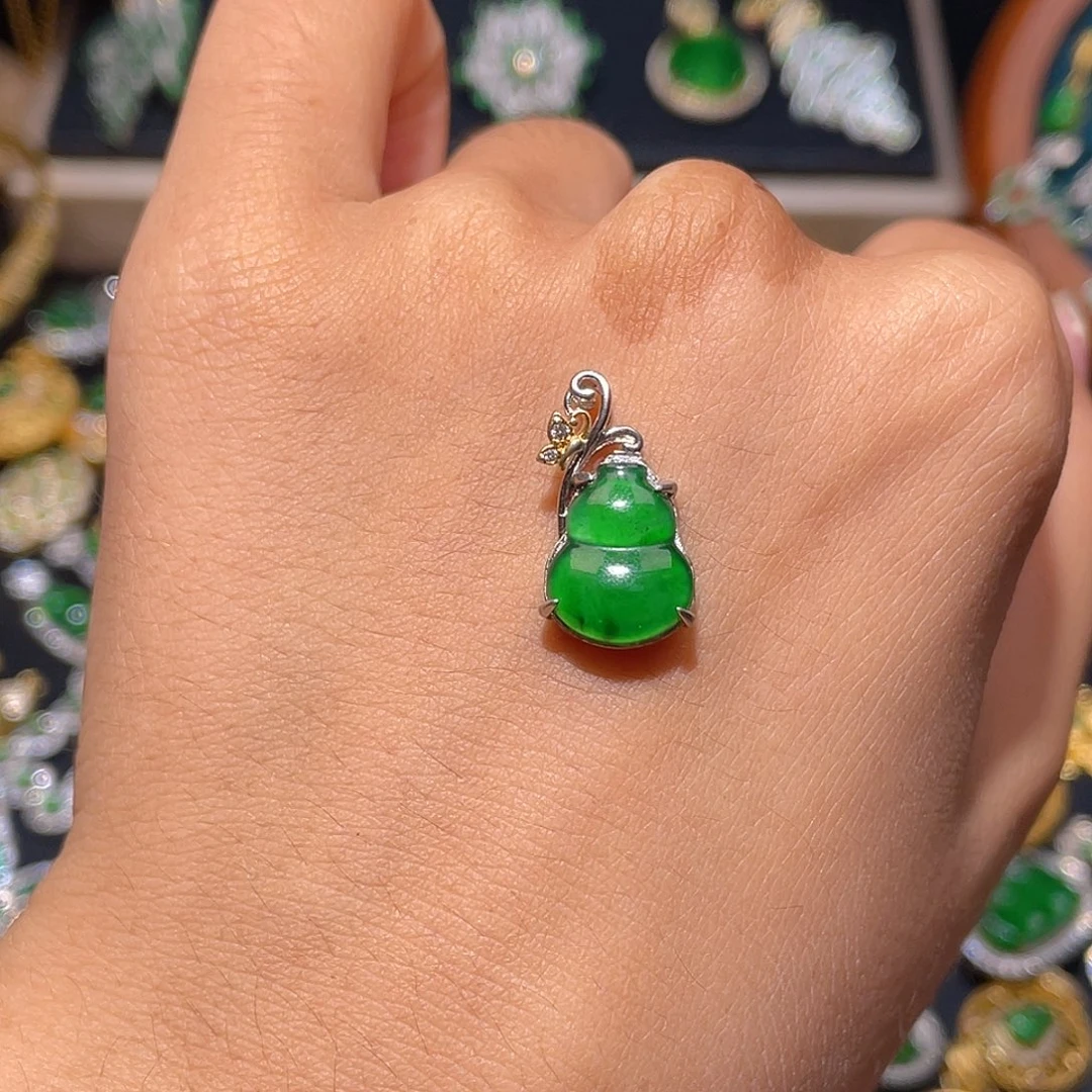 颈饰银S925镶嵌翡翠