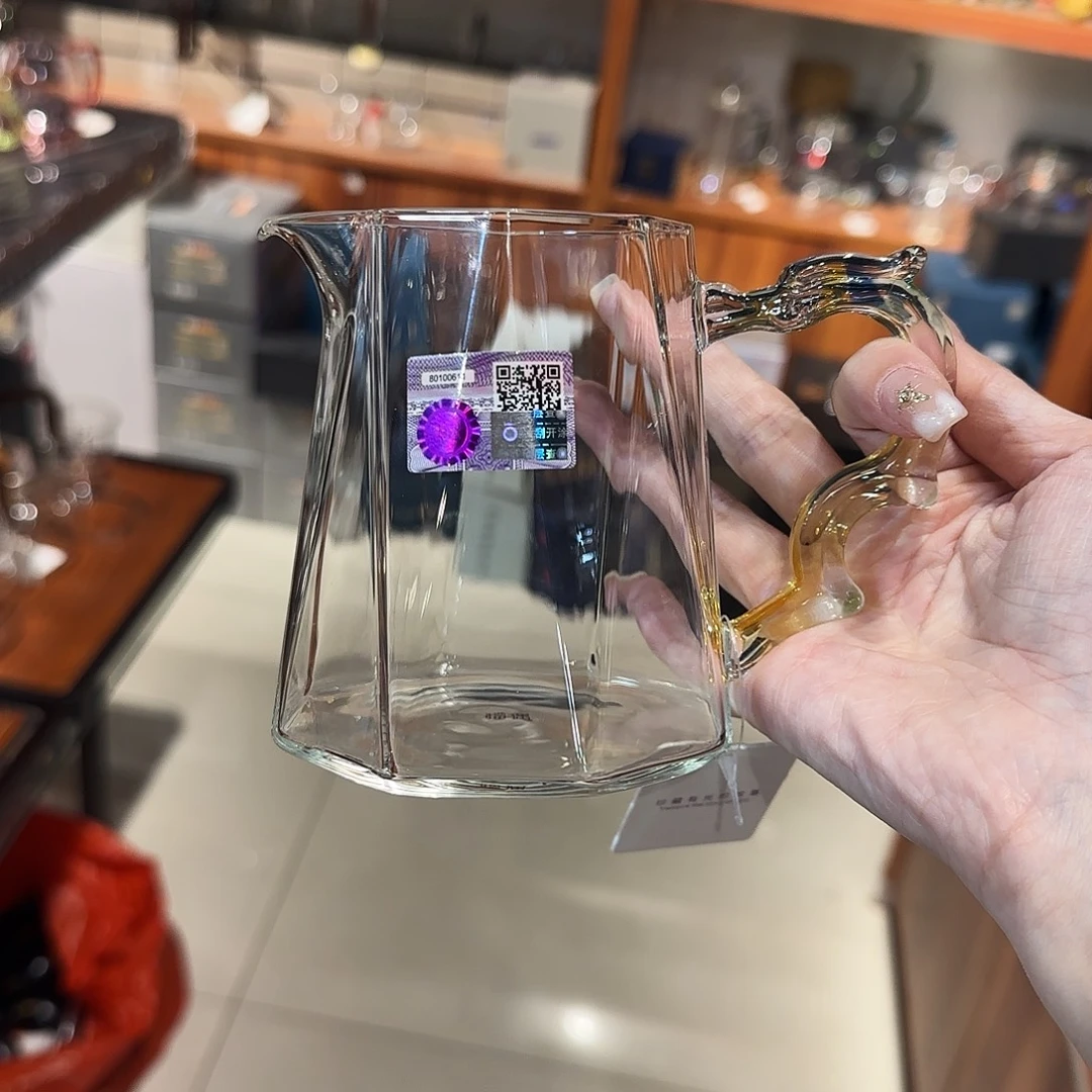 C***晶隆///////////////