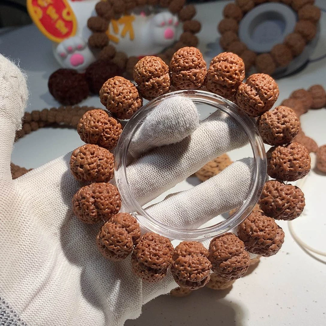 金刚菩提吊坠梁梅花