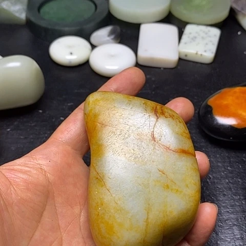 和田玉未镶嵌摆件