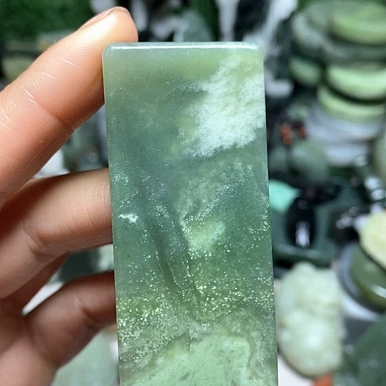 未镶嵌和田玉（糖玉）珠宝半成品